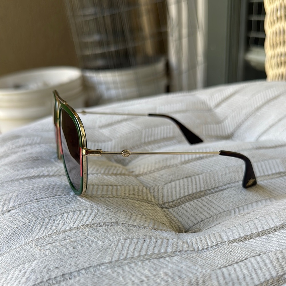 Gucci Aviator Sunglasses - Picture 2 of 5